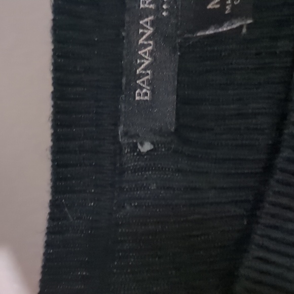 Banana Republic Factory Black sweater - Picture 4 of 5